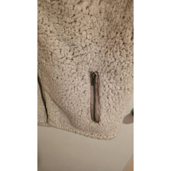 Thread Supply Sherpa Vest Full Zip Size Large Zip Pockets Fall Warm Cozy Preppy - Picture 3 of 9